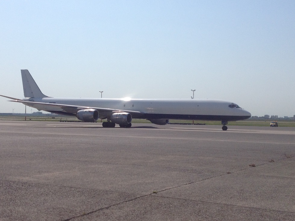 McDonnell Douglas DC8-73