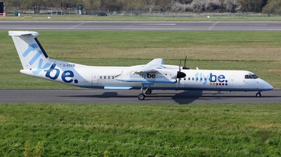 Bombardier Q400 (21)